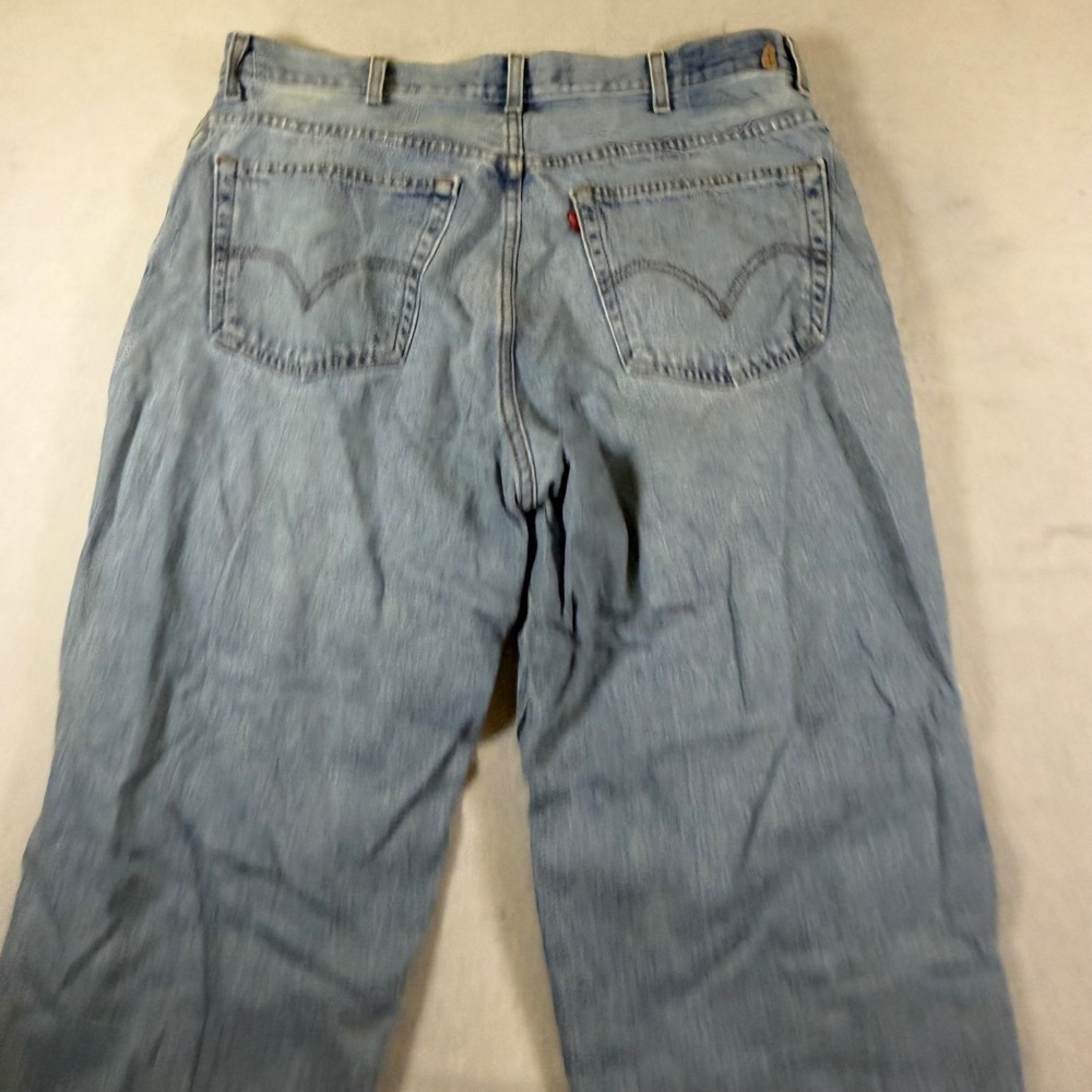 Levis 560 Comfort Fit Jeans Mens 38x30 Light Wash Blue Relaxed Tapered Denim